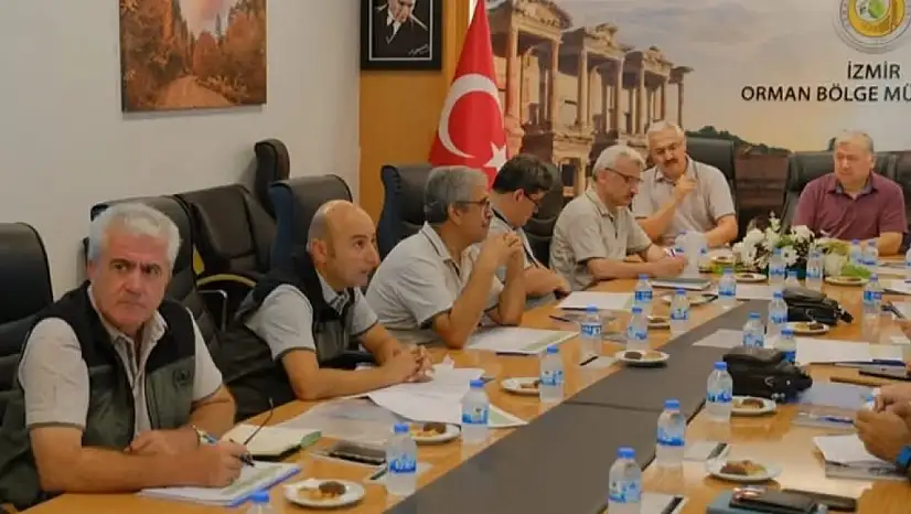 İzmir ve Manisa'da yangın yaraları sarılıyor