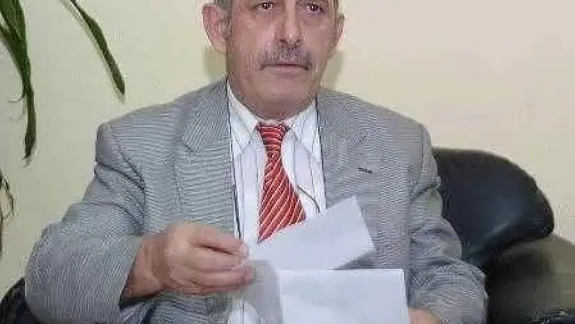 Kemal Kılıçdaroğlu'nun İkizi Adil Kılıçdaroğlu Hayatını Kaybetti