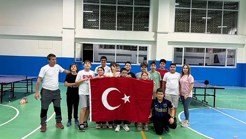 Ödemiş Gençlik Merkezi'nde Masa Tenisi Coşkusu