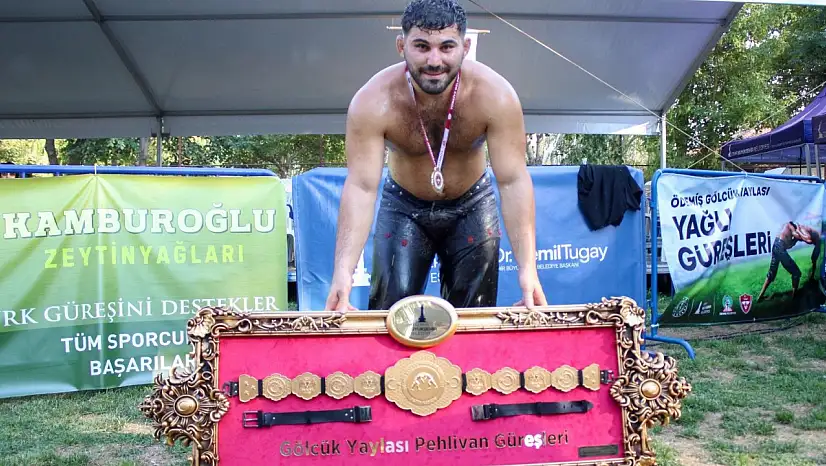 ÖDEMİŞ GÖLCÜK YAYLASI YAĞLI GÜREŞLERİNDE BAŞPEHLİVAN ERKAN TAŞ OLDU