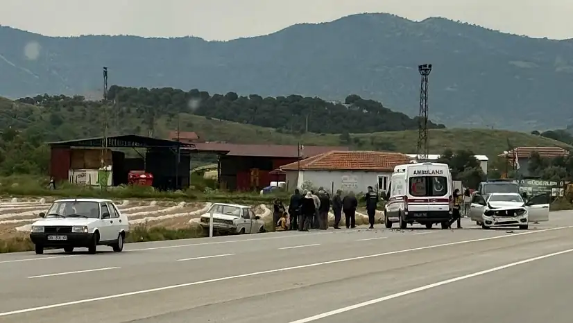 Ödemiş Kaymakçı Yolunda Trafik Kazası Meydana Geldi