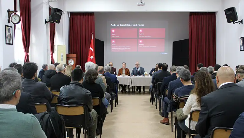 ÖDEMİŞ'TE İKİNCİ DÖNEM MÜDÜRLER KURULU TOPLANTISI YAPILDI