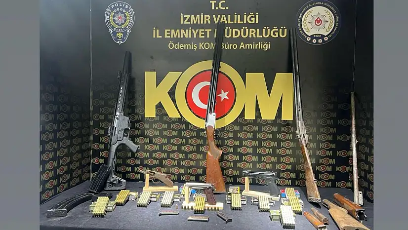 Ödemiş'te Silah Kaçakçılığına Darbe 1 gözaltı