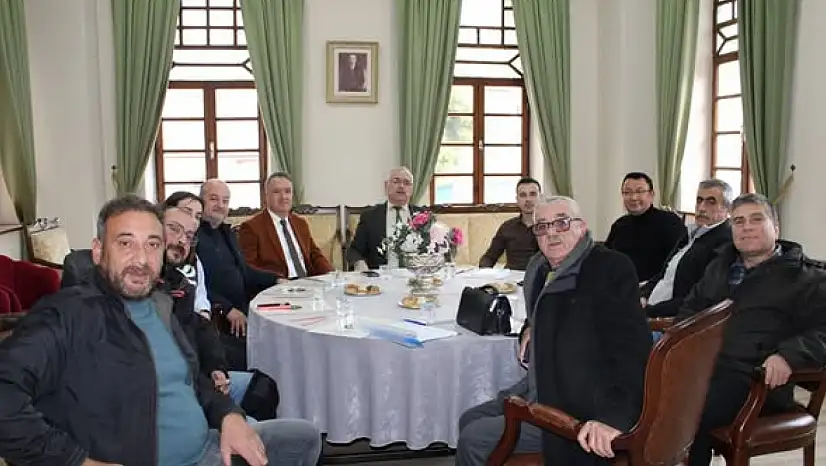 ÖDEMİŞ'TE SÜRÜCÜ KURSLARI İÇİN DEĞERLENDİRME TOPLANTISI