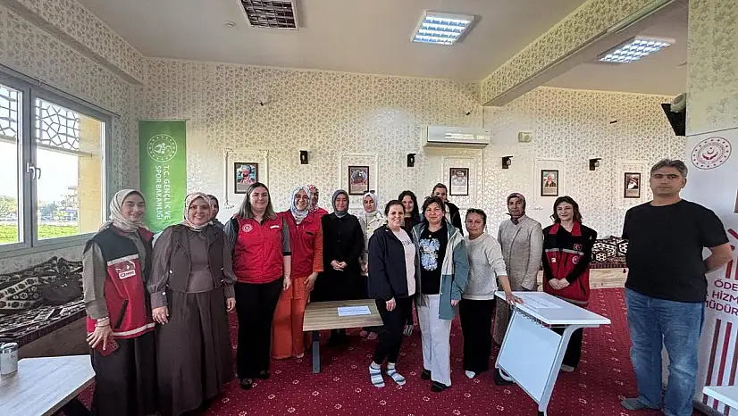 Ödemişli Gençler 'Kendini Bilmek' Seminerinde Buluştu