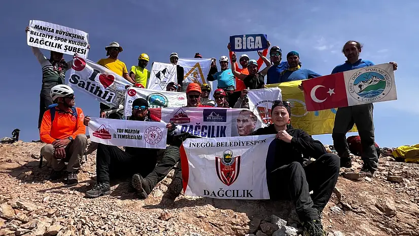 Salim Taşbaş, Cilo Dağları Reşko Zirvesi'ne Başarıyla Tırmandı