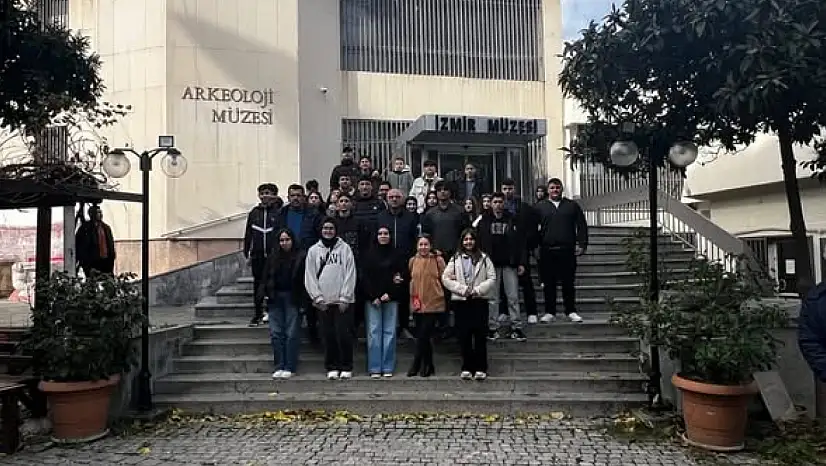 TİRE ANADOLU İMAM HATİP LİSESİ ÖĞRENCİLERİNDEN KÜLTÜR VE AKADEMİK GEZİ