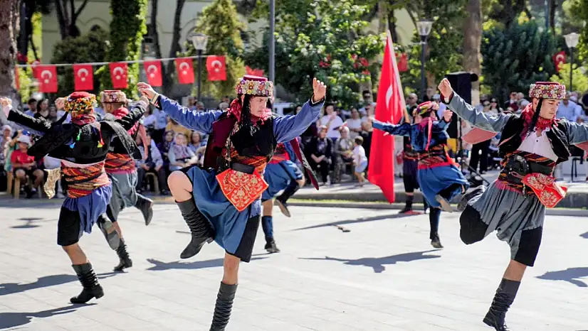 Tire'nin Kurtuluşunun 103. Yılı Coşkuyla Kutlandı