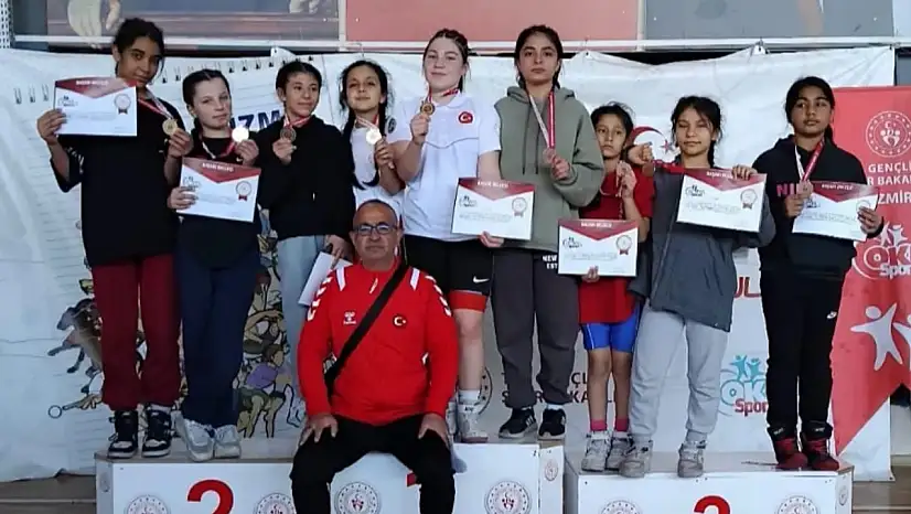 Tire'nin Şampiyon Kızları Güreş İl Müsabakalarında Zirvede!