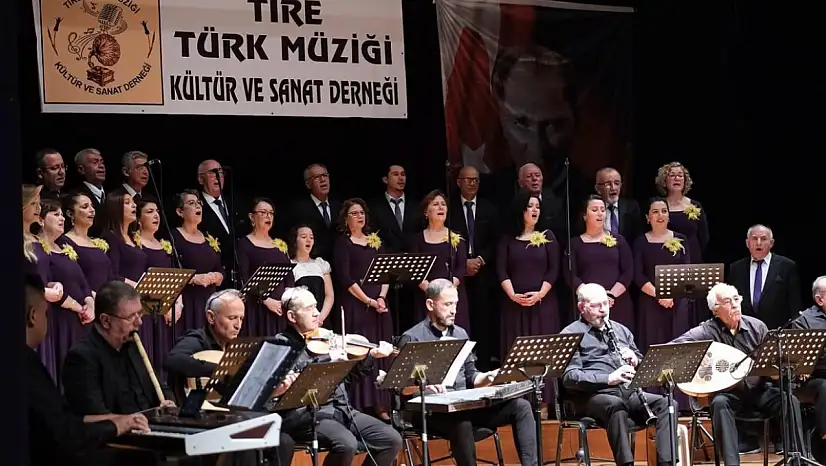 Tire Türk Müziği Kültür Ve Sanat Derneği Korosu'ndan Unutulmaz Konser