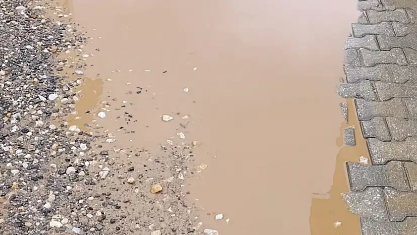 Umurbey Mahallesi Sular Altında: 'İşyerimize Sal İle Giriyoruz!'