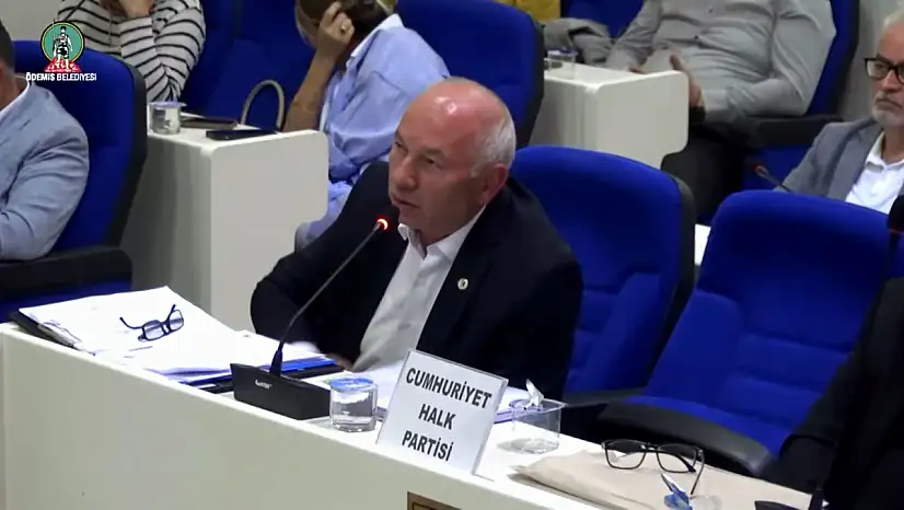 Yağmurda Mahsur Kalan Esnafa 'Açmasaydınız' Cevabı