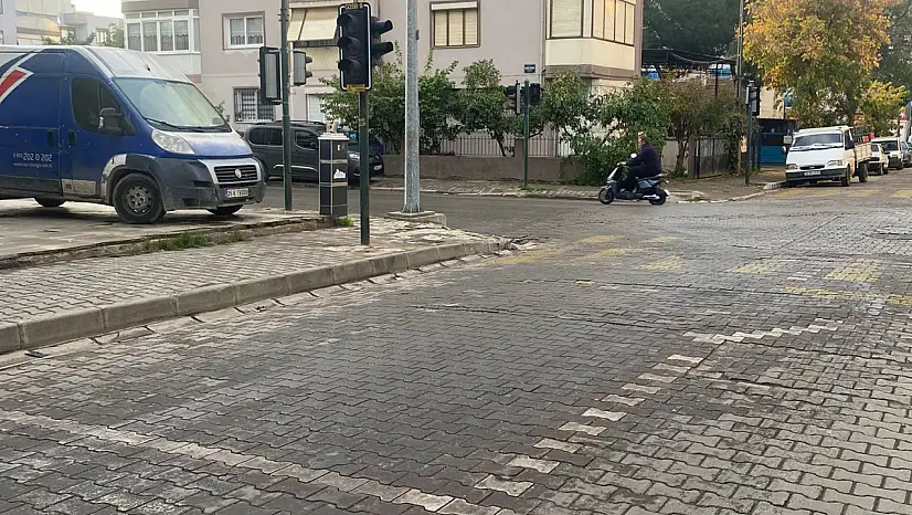 Yayla Caddesi'nde Işıklar Bir Haftadır Arızalı: Kaza Olması An Meselesi!