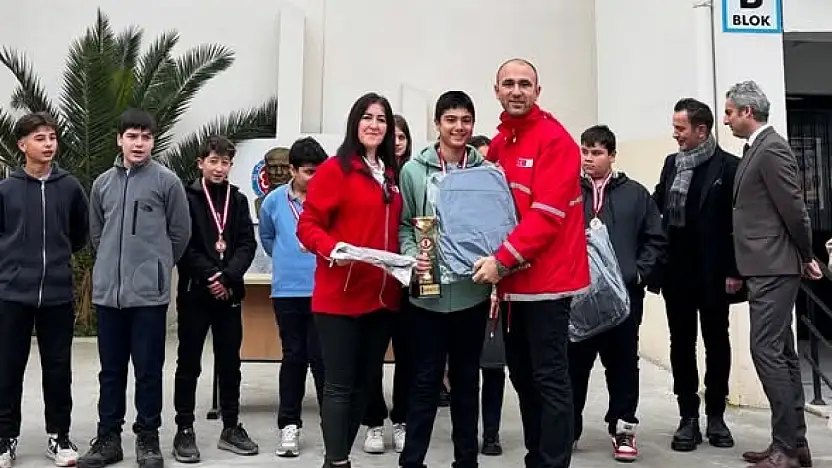 50. YIL ORTAOKULU ÖĞRENCİLERİ 126 ÜNİTE KAN BAĞIŞIYLA ÖRNEK OLDU