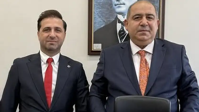 AK Parti Tire İlçe Başkanı Uğurlu, İzmir Valiliği'nde Ziyarette Bulundu