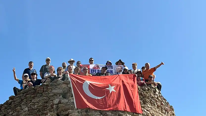 Balabanlı Kalesi'ne Zafer Bayramı Yürüyüşü