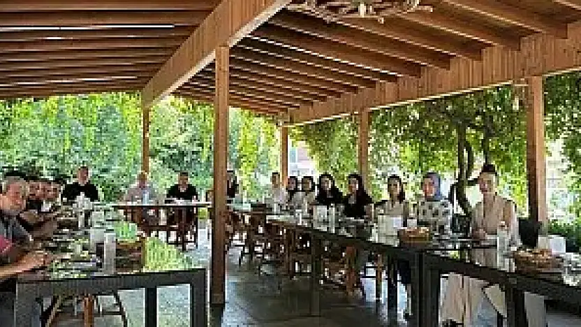 Bayındır İlçe Milli Eğitim Müdürlüğü Personeli Kahvaltıda Buluştu
