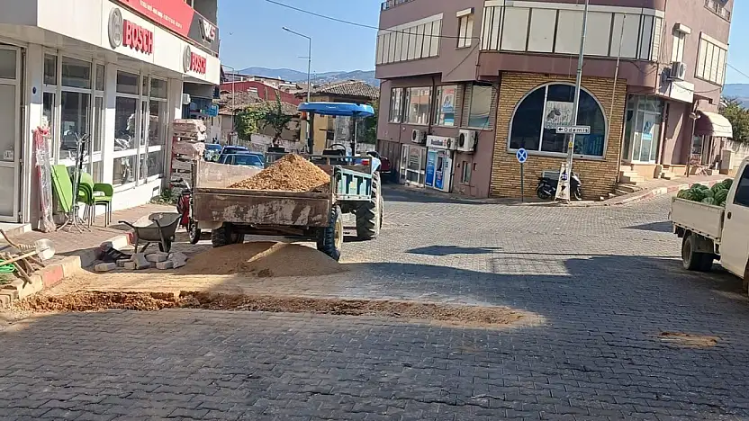 Beydağ Belediyesi, İlçede Altyapı ve Temizlik Çalışmalarını Sürdürüyor