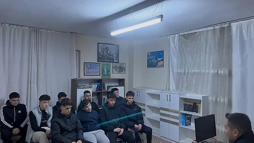 BEYDAĞ ÜLKÜ OCAKLARINDA 'TEMEL ANAYASAL HAKLAR' SEMİNERİ