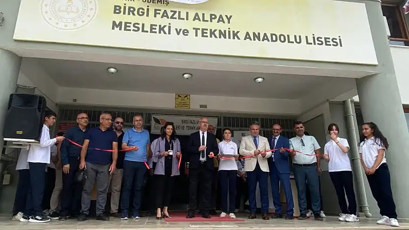 Birgi Fazlı Alpay MTAL'de TÜBİTAK 4006 Bilim Fuarı Coşkusu