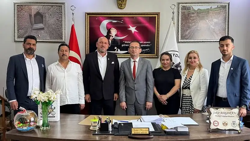 Ege Bölgesi İş İnsanları Federasyonu'ndan Beydağ Belediyesi'ne Ziyaret
