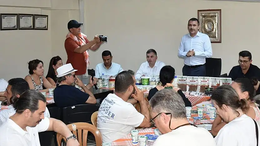 Gastronomi Temsilcileri Tire Süt Kooperatifi'nde Buluştu: Üretimden Kalkınmaya İlham Veren Bir Ziyaret