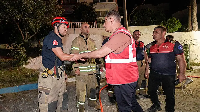 İzmir Yangınlarla Mücadelede Seferber Oldu: Başkan Tugay'dan Duyarlılık Çağrısı