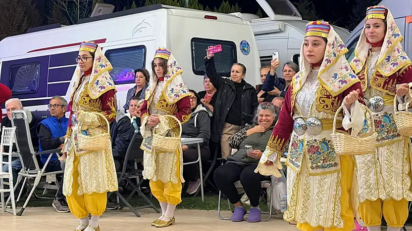 Karavan Tutkunları, Tire'de Buluştu