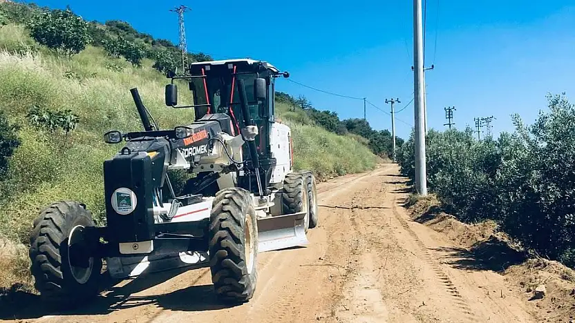 Kiraz Belediyesi'nden Yenişehir Mahallesi İçmece Mevkiine Yol Bakımı