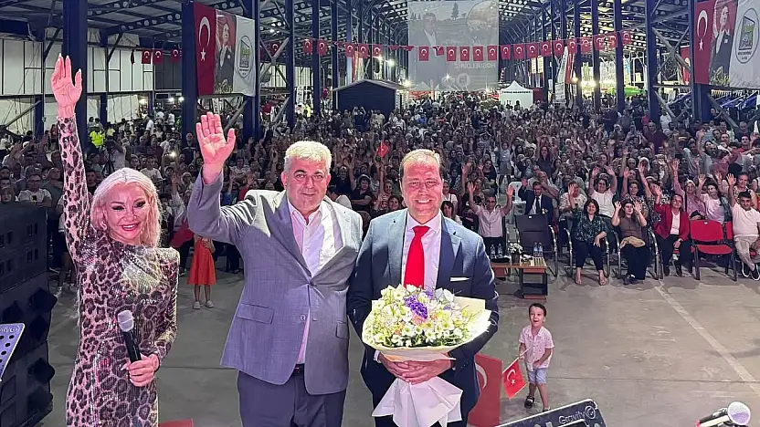 Kiraz'da 30 Ağustos Coşkusu Orhan Hakalmaz ile Taçlandı
