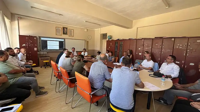 Kiraz'da Yeni Eğitim Yılı Öncesi Müdürler Kurulu Toplandı