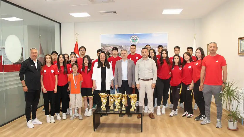 Küçük Menderes Havzası Spor Oyunları'nda Tire Rüzgârı Esti!