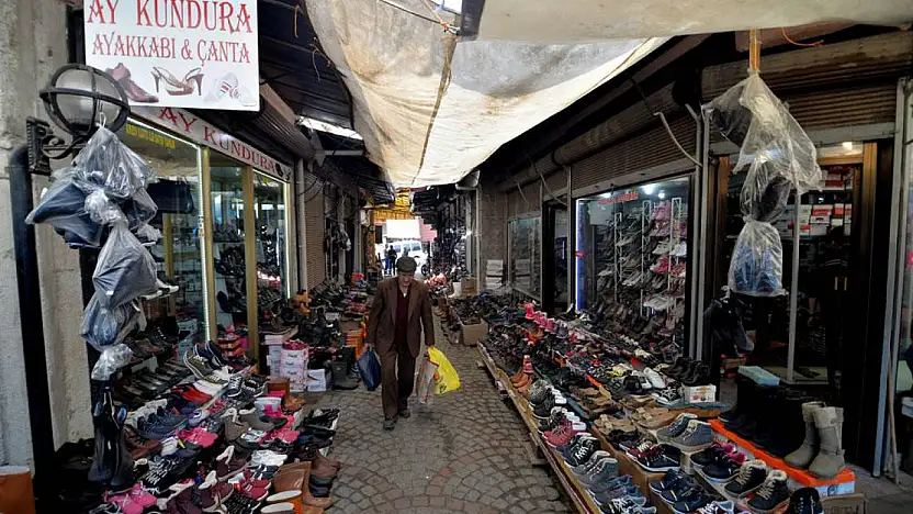 'Müşteri Yok, Hizmet Yok, Yük Var': Ayakkabıcılar Çarşısı'nda Kriz Derinleşiyor