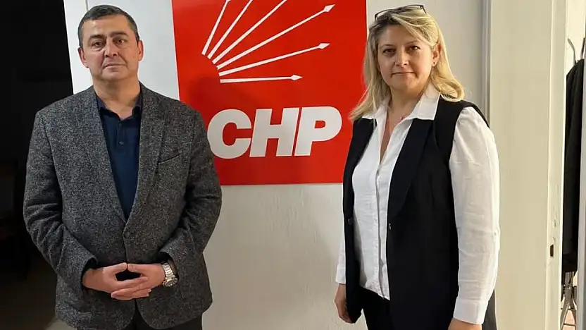 ÖDEMİŞ DEMOKRAT PARTİ'DEN İSTİFA EDEN OYA KORKMAZ CUMHURİYET HALK PARTİSİ'NE KATILDI