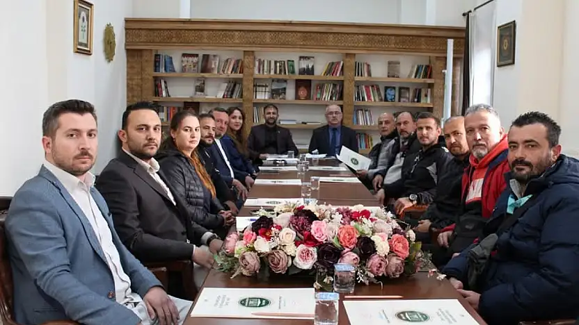 ÖDEMİŞ'TE ATATÜRK KOŞUSU TOPLANTISI YAPILDI