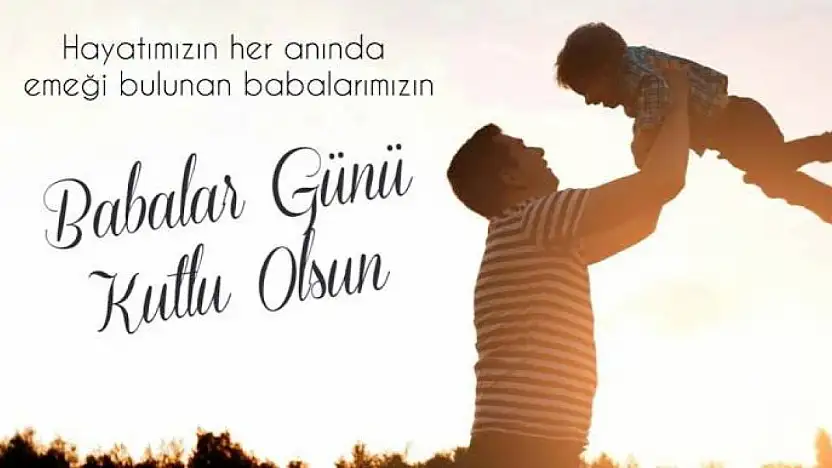 ÖDEMİŞ'TE BABALAR GÜNÜ PAZAR HAREKETLİLİĞİNE SAHNE OLDU