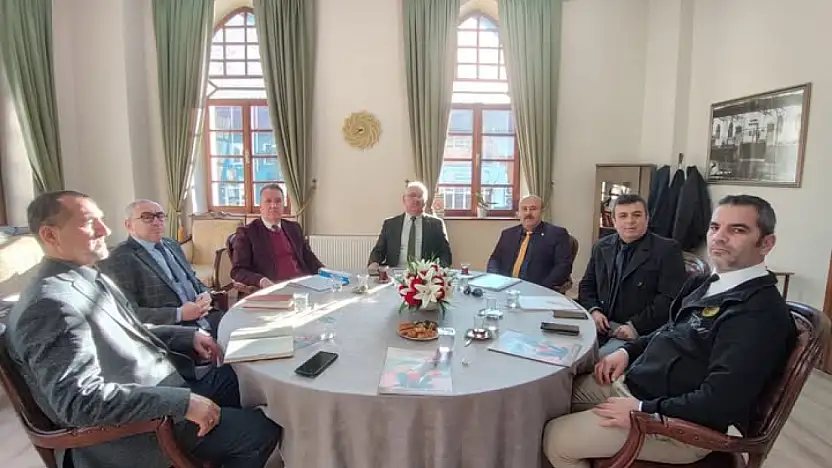 ÖDEMİŞ'TE EĞİTİM YILI HAZIRLIKLARI DEĞERLENDİRİLDİ