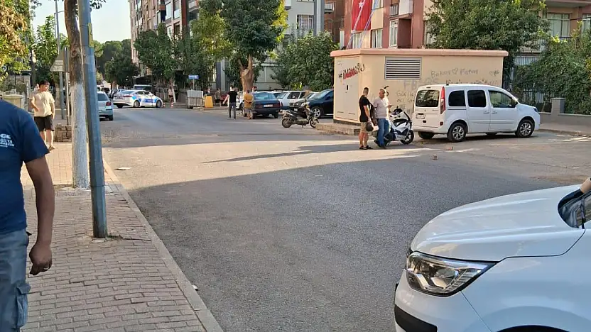 ÖDEMİŞ'TE HUSUMET ÇATIŞMASI: 1'İ AĞIR 3 YARALI