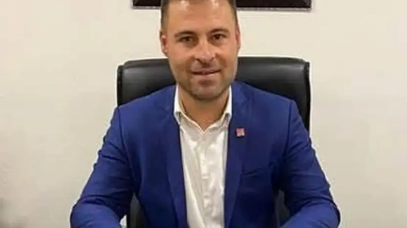 'Siyaset Sosyal Medya Gösterisi Değildir'