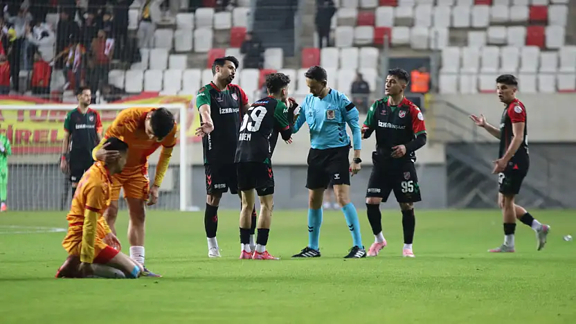 TFF 3. Lig: KARŞIYAKA: 2 - TİRE 2021 FK: 1