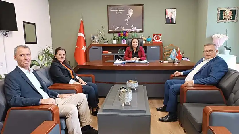 Tire Belediyesi'nden İlçe Milli Eğitim Müdürlüğü'ne Ziyaret
