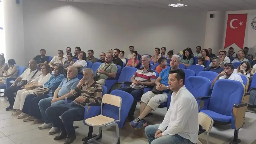 Tire'de Sınıf Öğretmenlerine Yönelik 'Türkiye Yüzyılı Maarif Modeli' Eğitimi Başladı