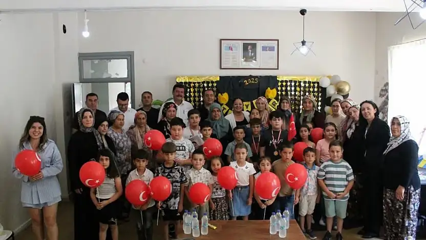 Tire'de Yılsonu Karne Töreni Coşkuyla Kutlandı