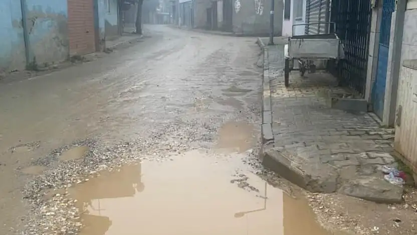 UMURBEY MAHALLESİ'NDE YOL SORUNU TEPKİ ÇEKİYOR