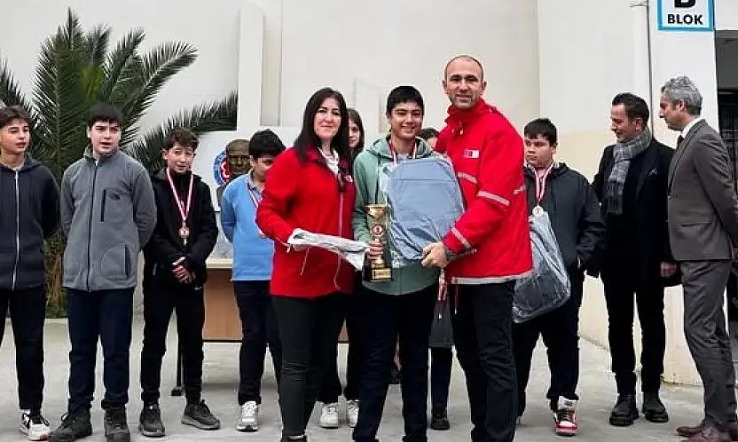 50. YIL ORTAOKULU ÖĞRENCİLERİ 126 ÜNİTE KAN BAĞIŞIYLA ÖRNEK OLDU