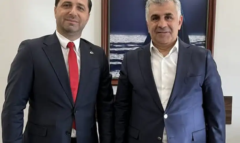 AK Parti Tire İlçe Başkanı Uğurlu, İzmir Valiliği'nde Ziyarette Bulundu