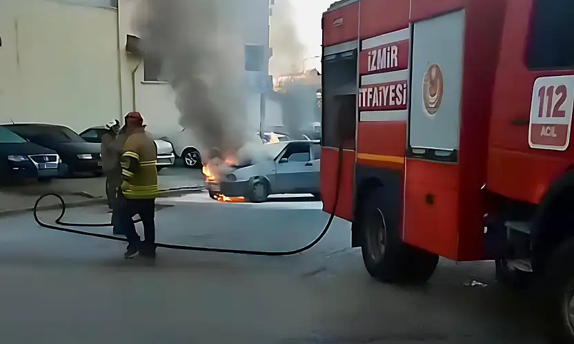 ALEV ALEV YANAN OTOMOBİL KORKU YARATTI