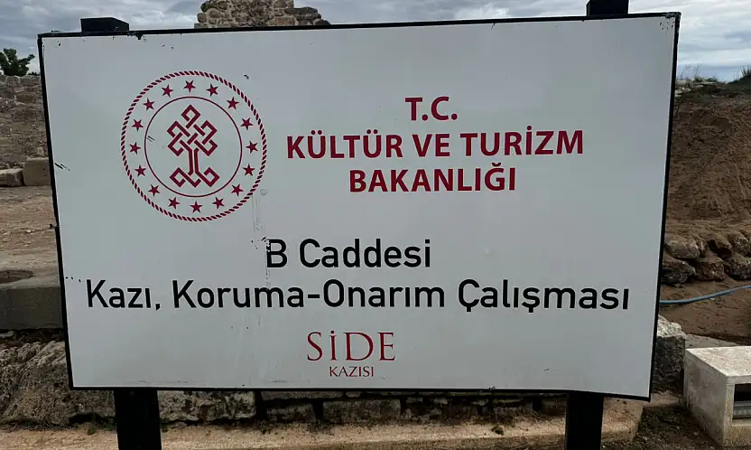 Antalya Side Antik Kenti'nde Kazı ve Onarım Çalışmaları Hızla Sürüyor