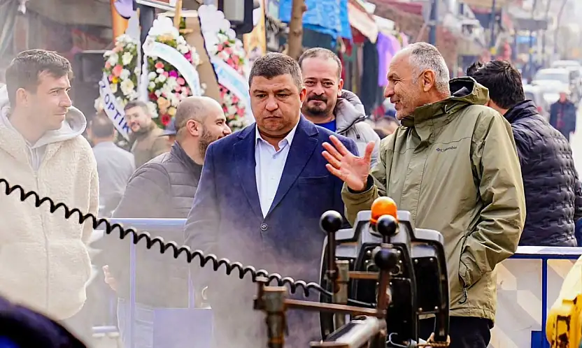 ATATÜRK CADDESİ'NDE ASFALTLAMA ÇALIŞMASI BAŞLADI