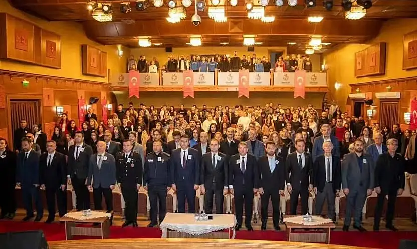 Bayındır'da 10 Kasım Atatürk'ü Anma Programı Düzenlendi